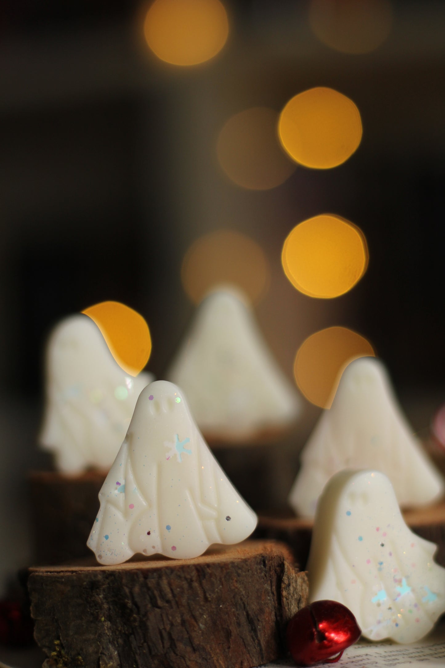 Summoning The Christmas Spirit, bijeli duhovi za topljenje