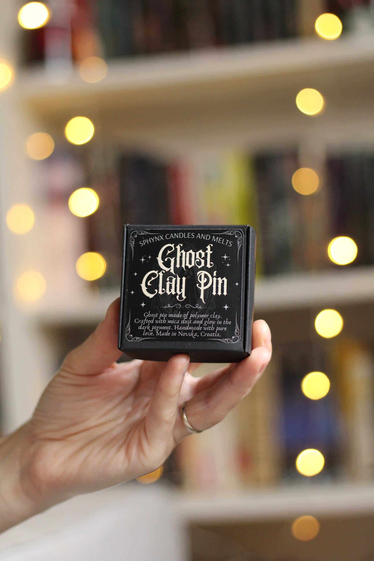 Vintage Ghost Clay Pin (green)